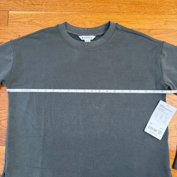 Athleta Seasoft Crewneck Sweatshirt in Green - Size Small NWT - Picture 2 of 6